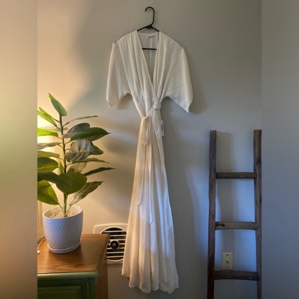NWT Reformation Ivory White Winslow Wrap Maxi Bridal Wedding Dress size S - Picture 9 of 15